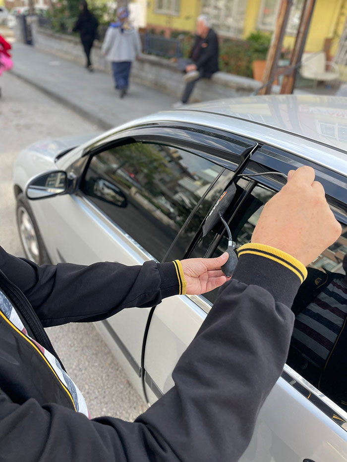 Karakeçili Oto Kilitçisi